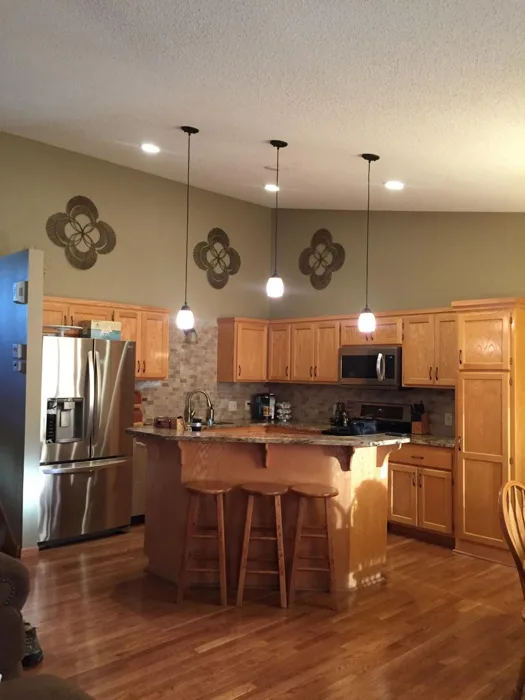 Kitchen remodel — Pendant and recessed lighting